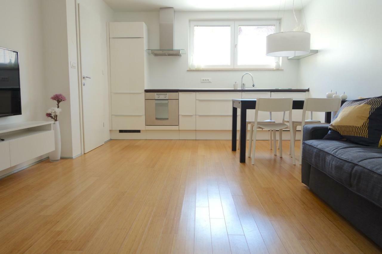 Sensei Apartment Ljubljana Exteriör bild